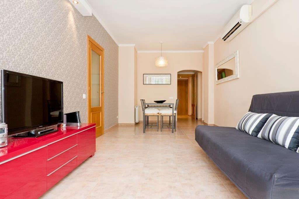 Glorias:Sagrada Familia 15 Minutos - Playa 20 Minutos Appartement Barcelona Buitenkant foto